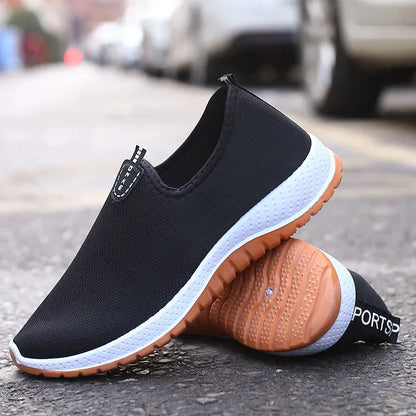 Long-Lasting Breathable Soft Bottom Sports Shoes For Men